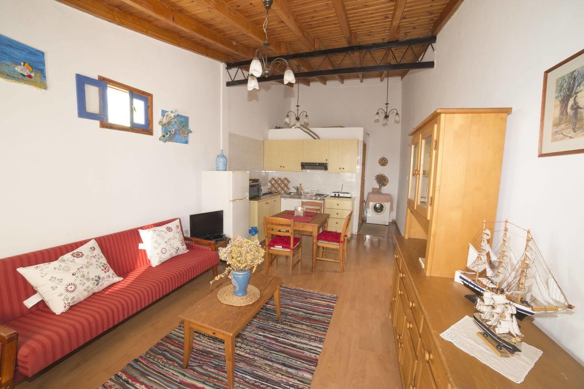 Cottage Houses Pentakomo Exterior photo